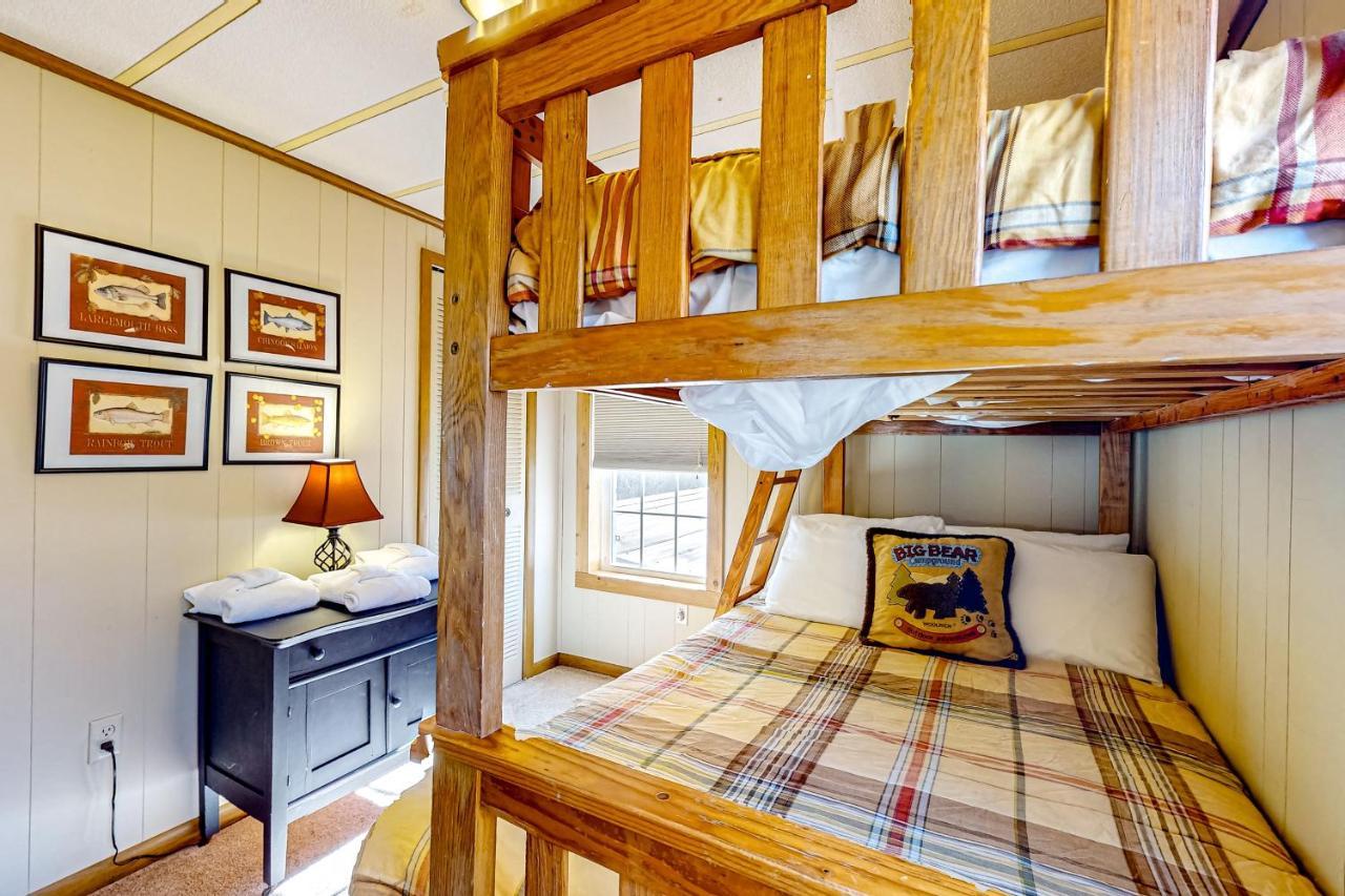 Pine Woods Cabin แมคเฮนรี ภายนอก รูปภาพ